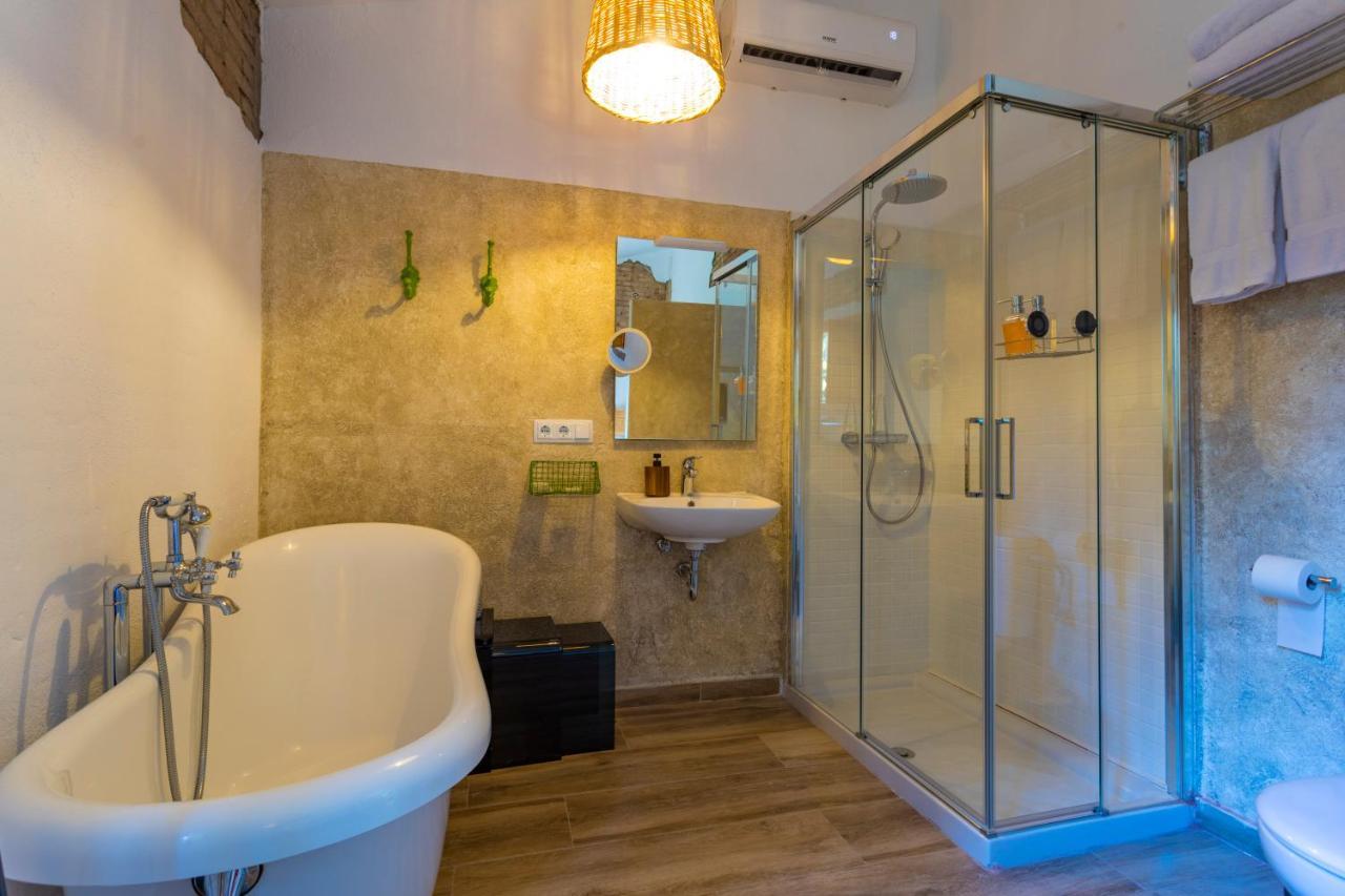 Hotel Torre Barcelona Sant Cugat del Vallès Kültér fotó